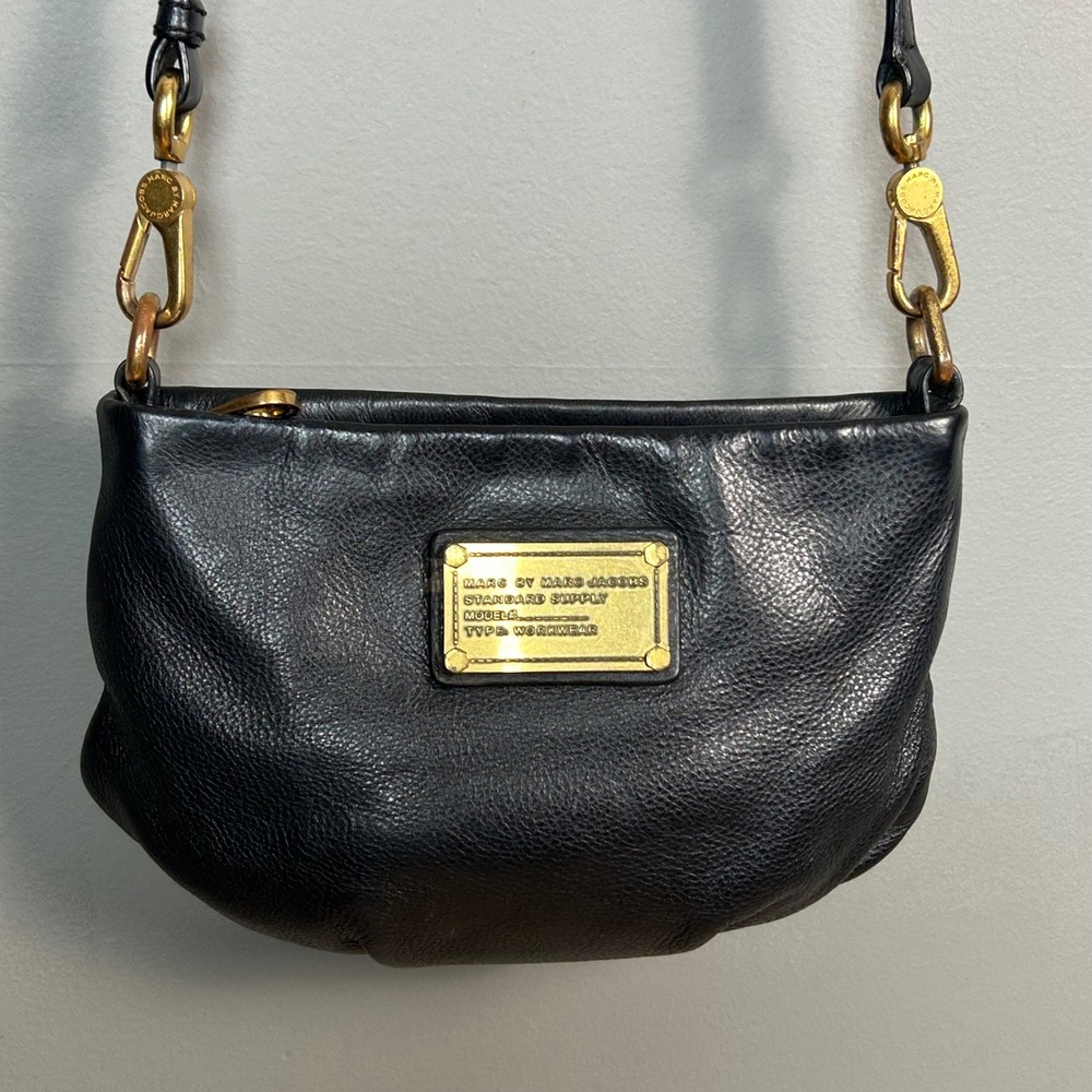 Marc by Marc Jacobs Bag Black Leather Percy Small Crossbody Gold Tone Hardware